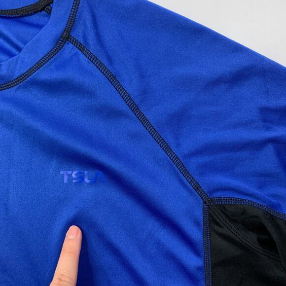 TSLA Swim Shirt Mens XS Extra Small Blue Black Short Sleeve Loose Fit Rashguard - Picture 5 of 13